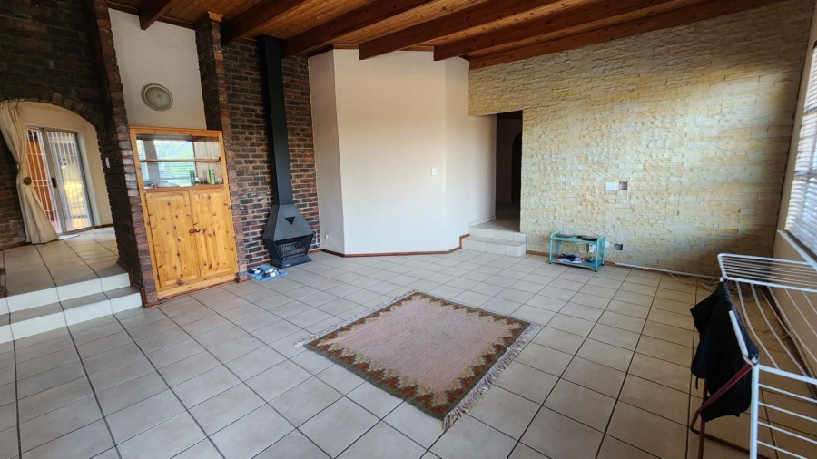 5 Bedroom Property for Sale in Universitas Free State